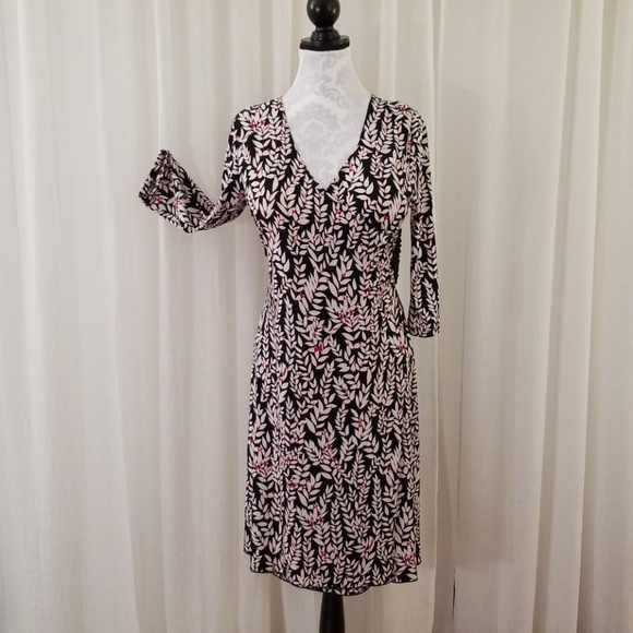 Susan Lawrence Dresses & Skirts - Susan Lawrence faux wrap dress